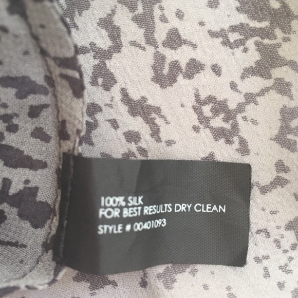 Club Monaco Print Racer Back Semi Sheer Silk Tank - Picture 4 of 6